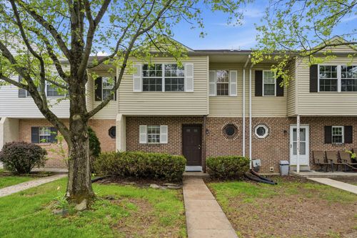 262 Carlyn Ct, DOWNINGTOWN, PA, 19335-4204 | Card Image