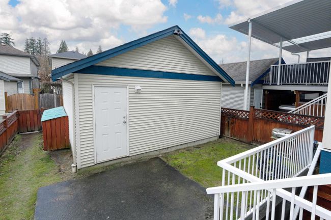 24117 102 Avenue, House other with 4 bedrooms, 3 bathrooms and 2 parking in Maple Ridge BC | Image 26