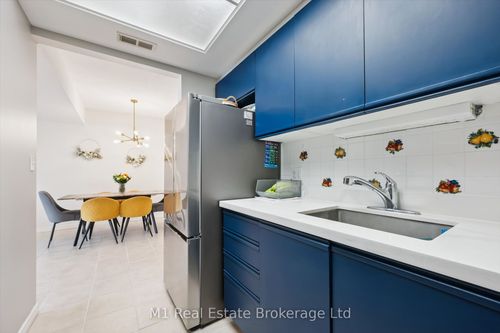 208-105 Bagot St, Guelph, ON, N1H8H4 | Card Image