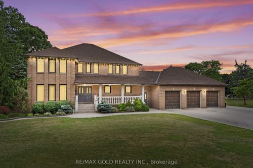 8 Ryckman Lane, Brampton, ON, L6P0C7 | Card Image