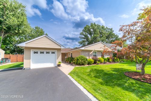 46 Deborah Ln, Aberdeen, NJ, 07747-1307 | Card Image