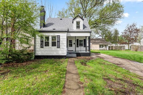 4134 Warsaw St, Fort Wayne, IN, 46806-1840 | Card Image