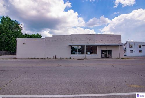 105 N English St, Leitchfield, KY, 42754-1236 | Card Image