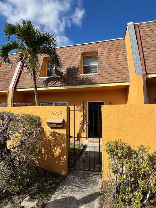 135-5959 Nw 28th St, Sunrise, FL, 33313-2211 | Card Image