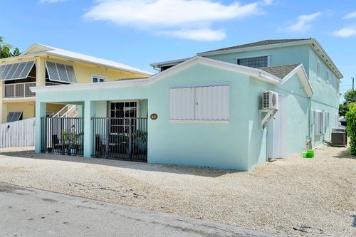 64 Coconut Dr, Key Largo, FL, 33037-2567 | Card Image