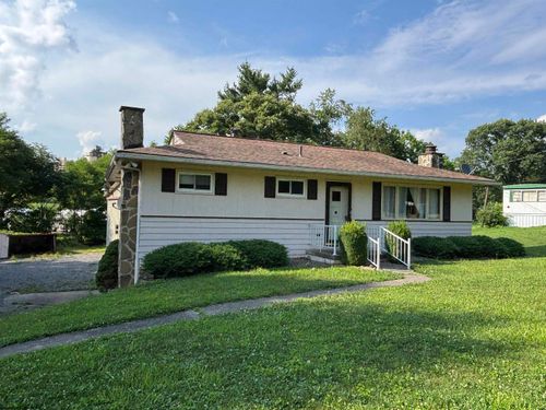 147 Corbin Branch Rd, Bridgeport, WV, 26330-7344 | Card Image