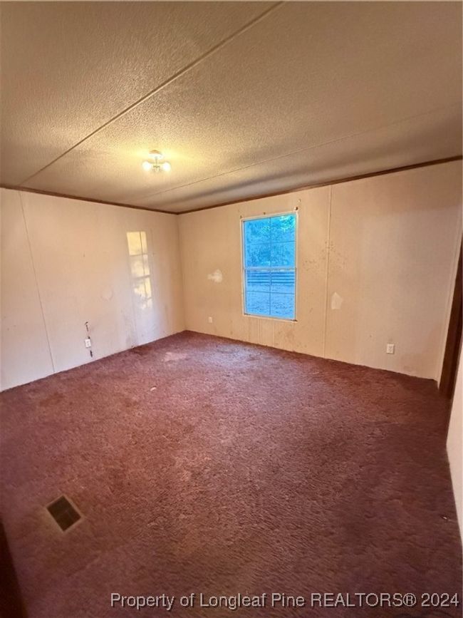 5175 Tobacco Rd, House other with 3 bedrooms, 2 bathrooms and null parking in Orrum NC | Image 28