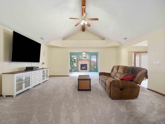 1224 E Edge Water Ct, House other with 3 bedrooms, 3 bathrooms and null parking in Decatur IN | Image 5