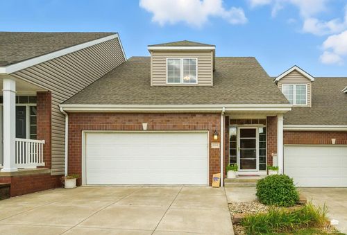 1304 Oaktree Pl, Manhattan, KS, 66503-8458 | Card Image
