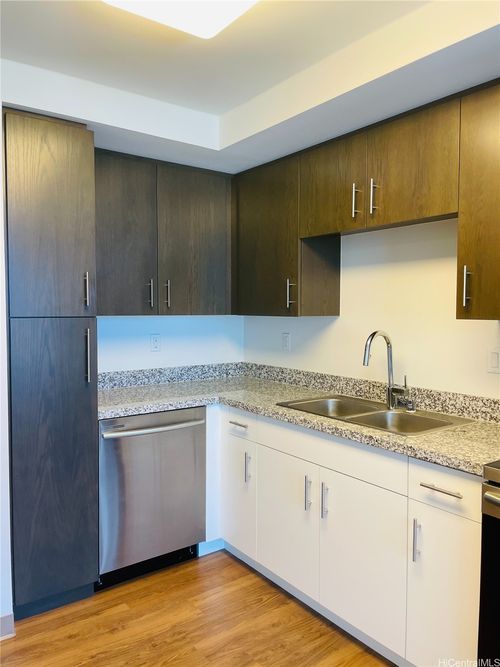 1511-988 Halekauwila St, Honolulu, HI, 96814-4028 | Card Image