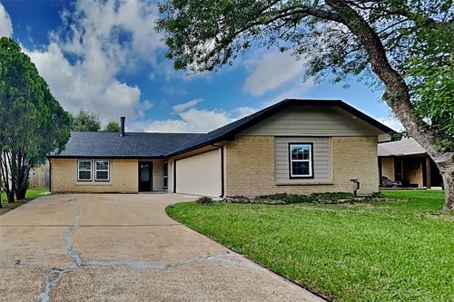 16911 Cairngale St, Houston, TX, 77084-2533 | Card Image