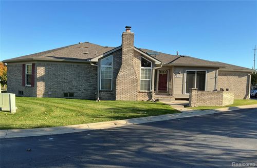 59150 Poplar Court, Washington Township, MI, 48094 | Card Image
