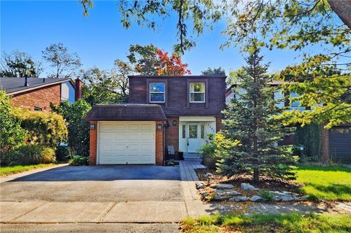 1242 Consort Cres, Burlington, ON, L7M1J7 | Card Image