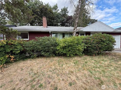 409 106th St S, Tacoma, WA, 98444-5815 | Card Image