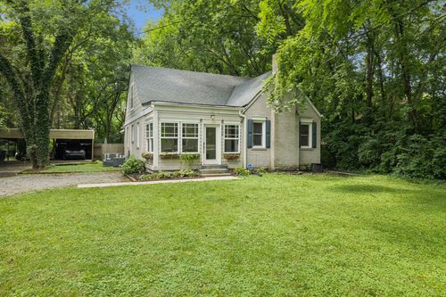 909 Woodmont Blvd, Nashville, TN, 37204-3351 | Card Image
