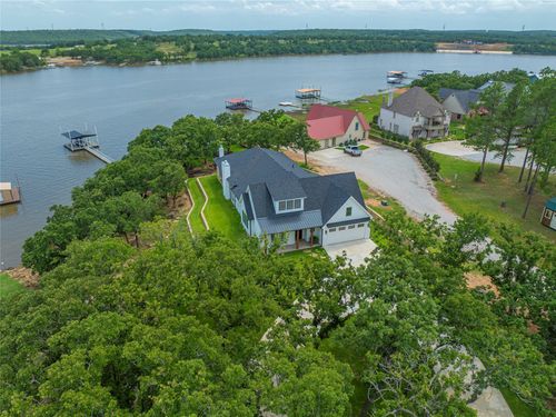 1757 Country Club Rd, Bowie, TX, 76230-9094 | Card Image