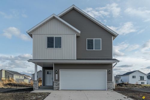 1776 19th Ave N, Wahpeton, ND, 58075-2809 | Card Image