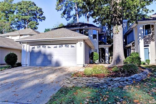 927 Prestige Ct, Newport News, VA, 23602-9437 | Card Image