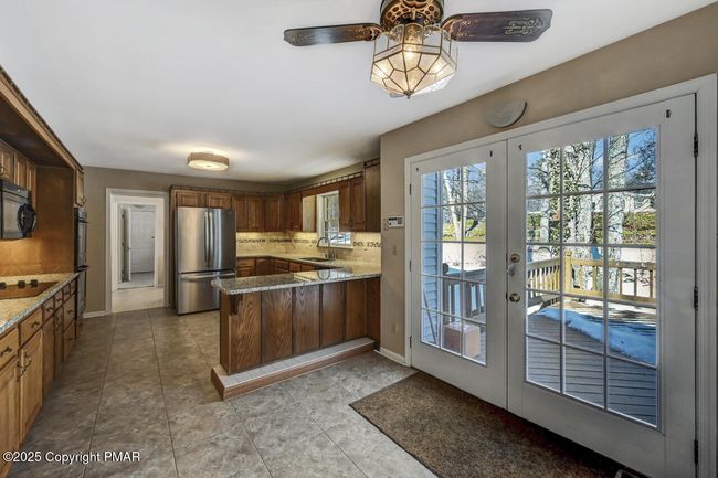 Eat in Kitchen | Image 23
