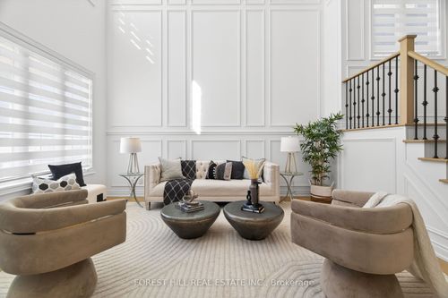 749 Via Romano Blvd, Maple, ON, L6A0G4 | Card Image