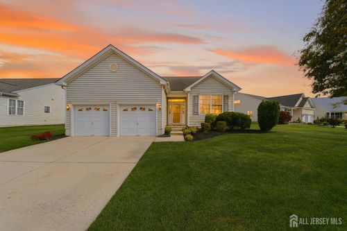 39 Fernbrooke Dr, WESTAMPTON, NJ, 08060-4421 | Card Image