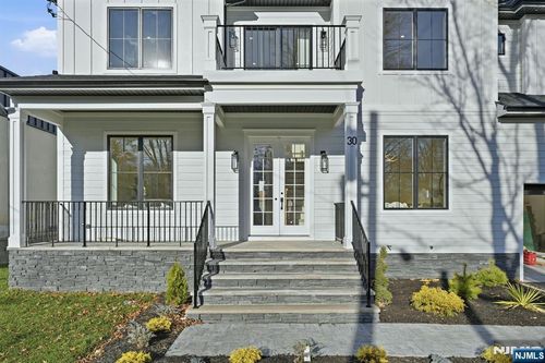 30 Grand Ter, Livingston, NJ, 07039-2933 | Card Image