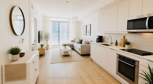 407-32 Forest Manor Road, North York, ON, M2J1M1 | Card Image
