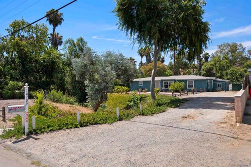 10705 Louisa Dr, La Mesa, CA, 91941-7060 | Card Image