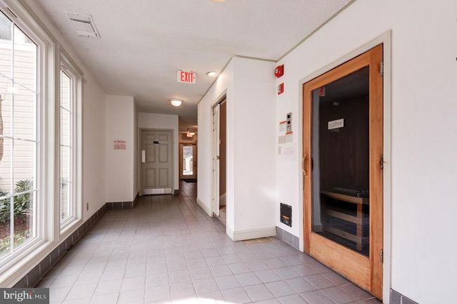 APT-201B - 1511 Lincoln Way, Condo with 2 bedrooms, 2 bathrooms and null parking in MCLEAN VA | Image 54