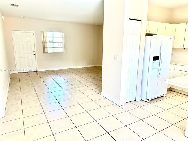 UNIT-103 - 2720 Ne 3 Rd Dr, Condo with 2 bedrooms, 2 bathrooms and null parking in Homestead FL | Image 5