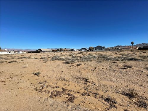 7851 E Concho Dr, Kingman, AZ, 86401-8130 | Card Image