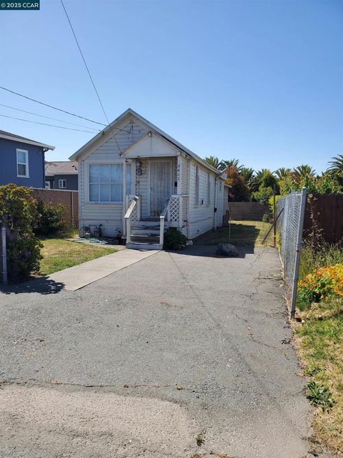 3622 Natalie Ct, Richmond, CA, 94805-1301 | Card Image
