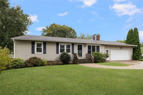 31 Pond View Dr, Coventry, RI, 02816-8037 | Card Image