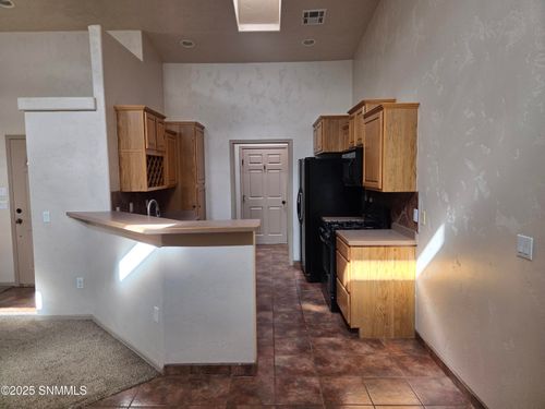 d2-1252 Mission Nuevo Dr, Las Cruces, NM, 88011-7162 | Card Image