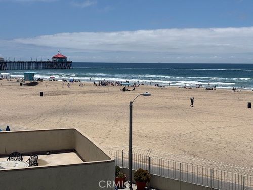 711 Pacific Coast Hwy, Huntington Beach, CA, 92648-5052 | Card Image