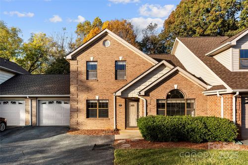 200 W 18th St, Newton, NC, 28658-2930 | Card Image