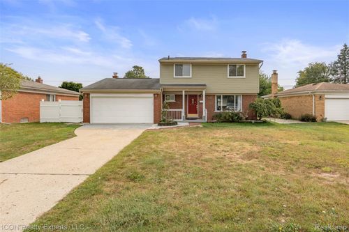 42153 Mac Rae Dr, Sterling Heights, MI, 48313-2565 | Card Image