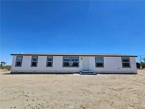 13075 Corton St, Phelan, CA, 92371-7888 | Card Image