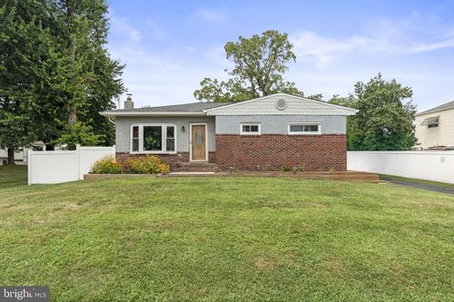 1918 Osbourne Ave, WILLOW GROVE, PA, 19090-3928 | Card Image