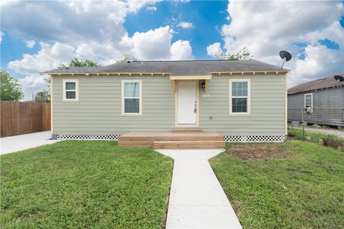 2818 Cleo Street, Corpus Christi, TX, 78405 | Card Image