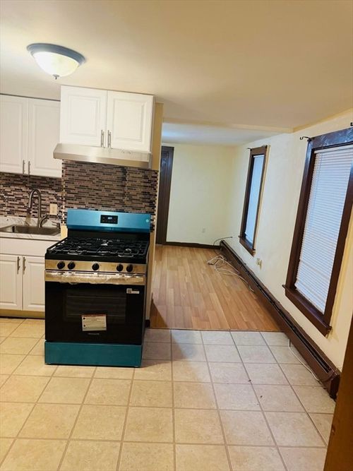 1-81 Bellevue Ave, Haverhill, MA, 01832-4710 | Card Image