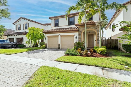 2442 Ne 1st St, Homestead, FL, 33033-6202 | Card Image