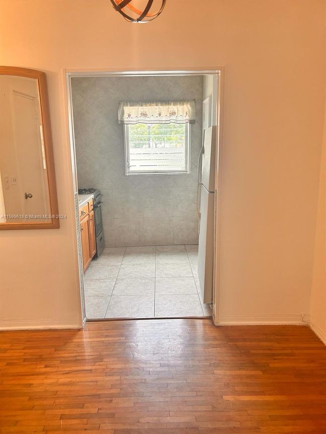 APT-4 - 7945 Carlyle Ave, Condo with 0 bedrooms, 1 bathrooms and null parking in Miami Beach FL | Image 16