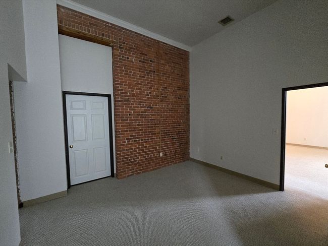 APT-209 - 147 Rawson Rd, Condo with 2 bedrooms, 2 bathrooms and 2 parking in Quincy MA | Image 14
