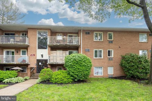 a23-100 Winding Way, DOWNINGTOWN, PA, 19335-3274 | Card Image