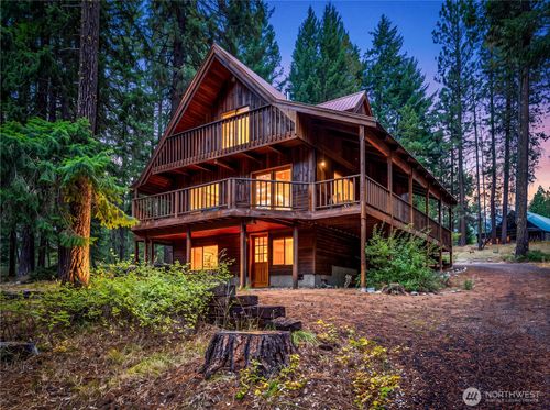 2471 Tamarack Crst, Leavenworth, WA, 98826-9570 | Card Image