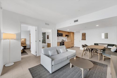 unit-3811-159 Ne 6th St, Miami, FL, 33132-2195 | Card Image