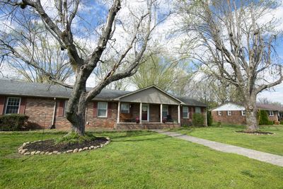 214 Tammy Dr, House other with 3 bedrooms, 2 bathrooms and 2 parking in Decherd TN | Image 1