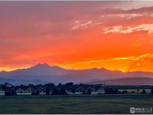 19c-2417 Calais Dr, Longmont, CO, 80504-1750 | Card Image