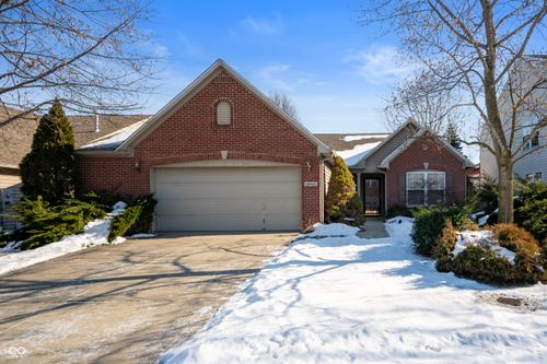 8815 N White Tail Trail, Mccordsville, IN, 46055 | Card Image